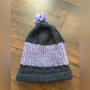 Vintage Australian Woolshed Hand Knit Pure Wool Pom Pom Hat